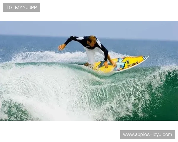 校园体育联赛激战正酣，学子们挑战极限，刷新纪录！